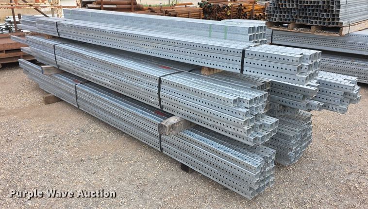 image for item DZ6259 Approximately 250 pieces of tubing