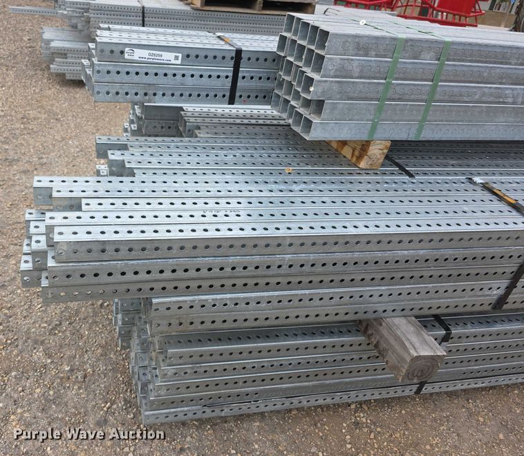 image for item DZ6259 Approximately 250 pieces of tubing