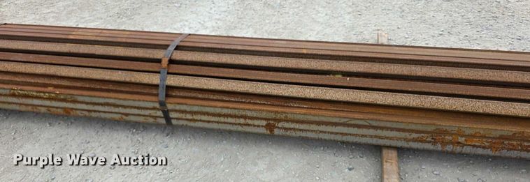 image for item DZ6268 Approximately 40 pieces of square tubing