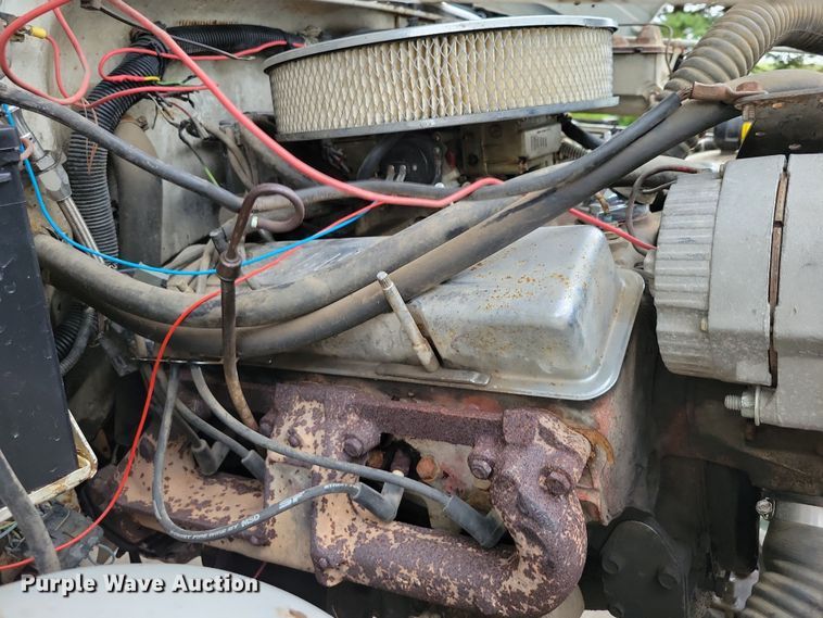 image for item DZ6485 1990 Jeep Wrangler SUV