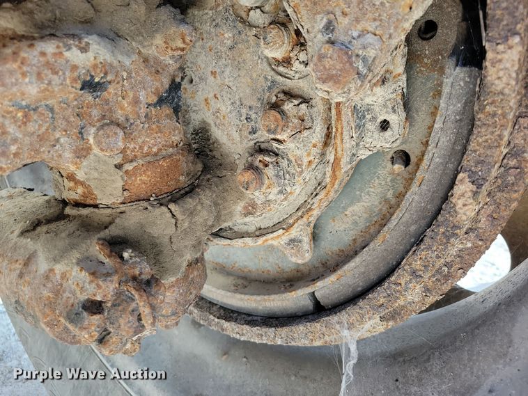 image for item DZ6489 2000 Freightliner  FL70 box truck