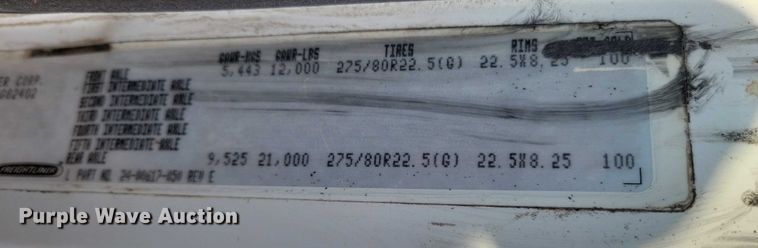 image for item DZ6489 2000 Freightliner  FL70 box truck