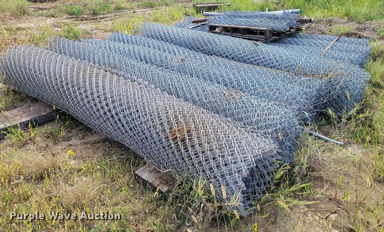image for item DZ6491 (8) rolls of 10' W chain link fence