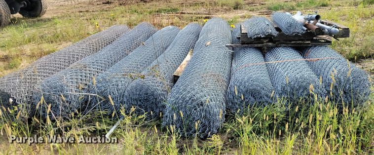 image for item DZ6491 (8) rolls of 10' W chain link fence
