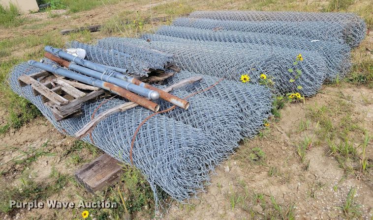 image for item DZ6491 (8) rolls of 10' W chain link fence