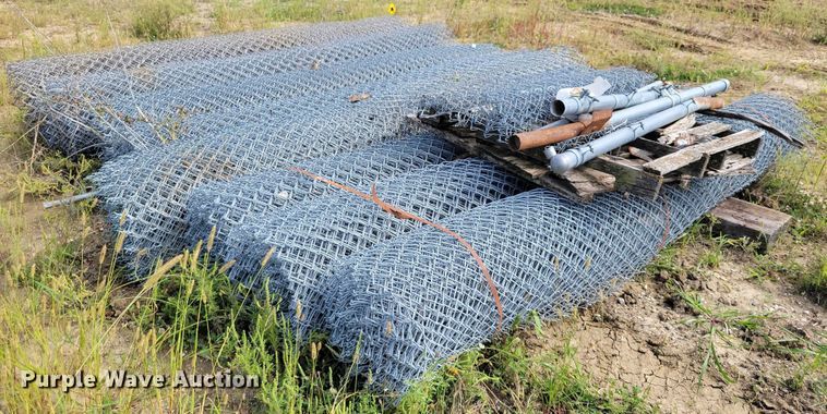 image for item DZ6491 (8) rolls of 10' W chain link fence
