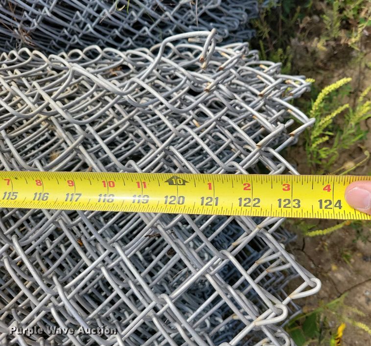 image for item DZ6491 (8) rolls of 10' W chain link fence