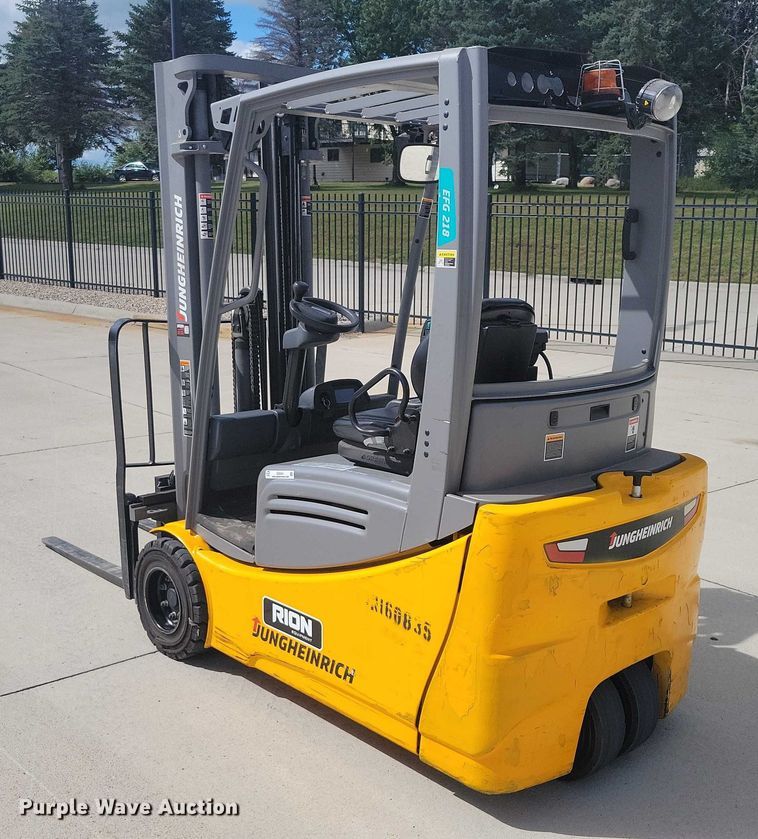 image for item DZ6501 2021 Jungheinrich forklift