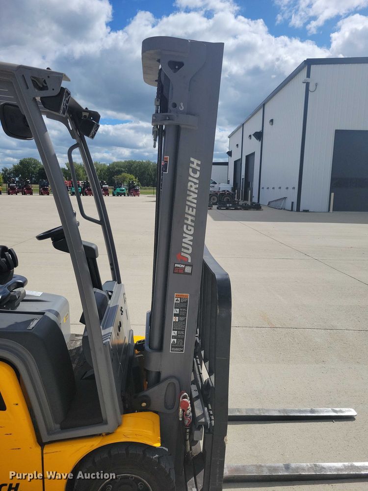 image for item DZ6501 2021 Jungheinrich forklift
