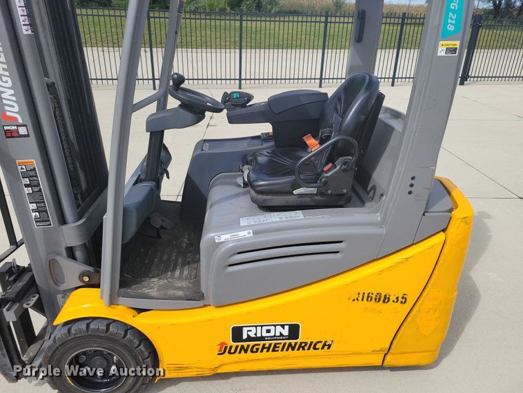 image for item DZ6501 2021 Jungheinrich forklift