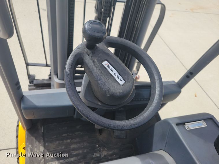 image for item DZ6501 2021 Jungheinrich forklift