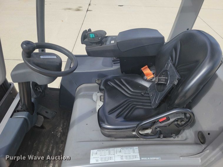 image for item DZ6501 2021 Jungheinrich forklift