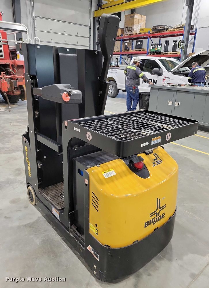 image for item DZ6502 Big Joe J1-126 order picker