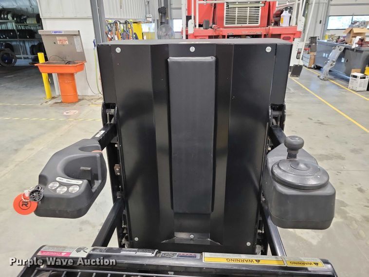 image for item DZ6502 Big Joe J1-126 order picker