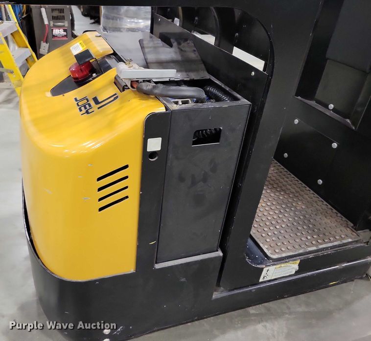 image for item DZ6502 Big Joe J1-126 order picker