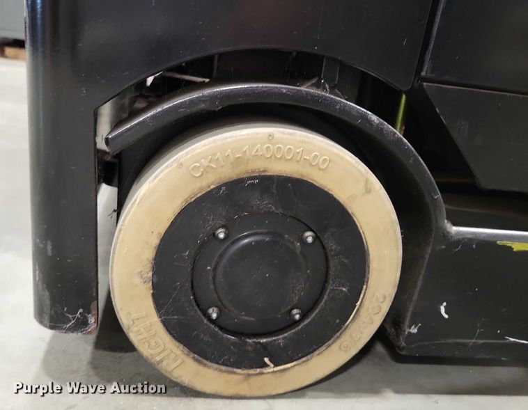 image for item DZ6502 Big Joe J1-126 order picker