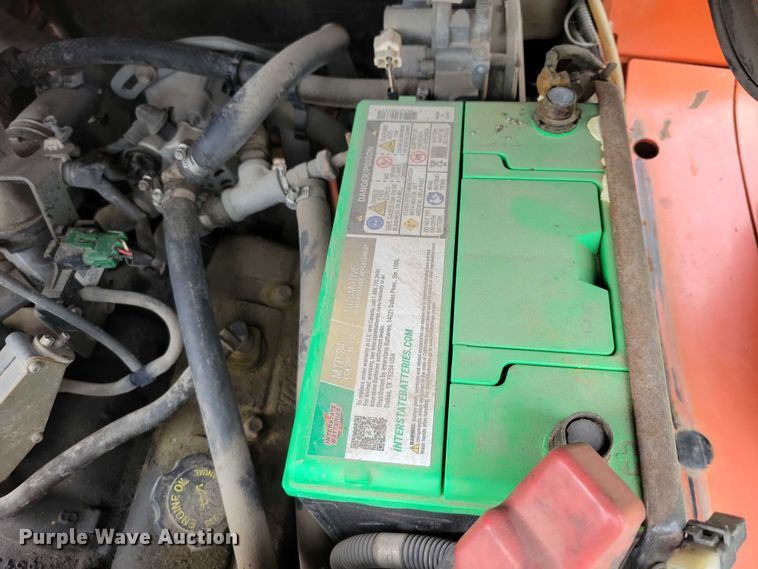 image for item DZ6503 2001 Toyota 7FGU35 forklift