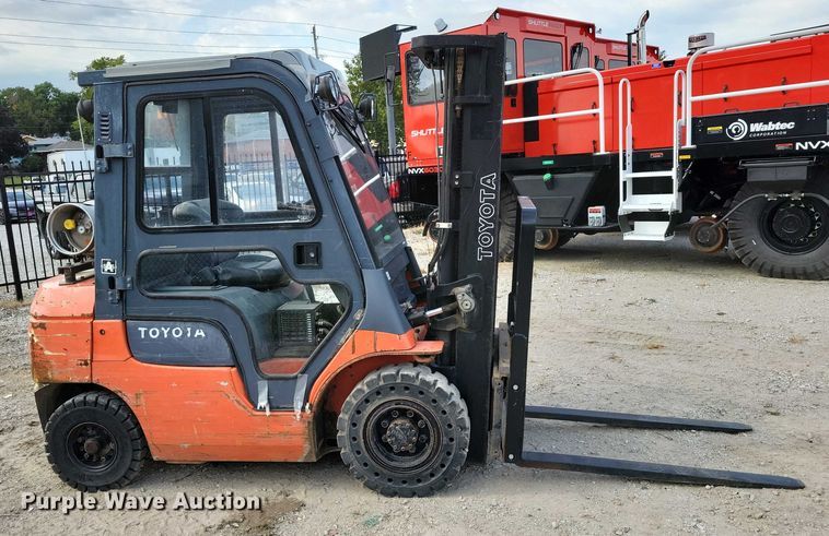 MONTACARGAS TOYOTA 7FGU25