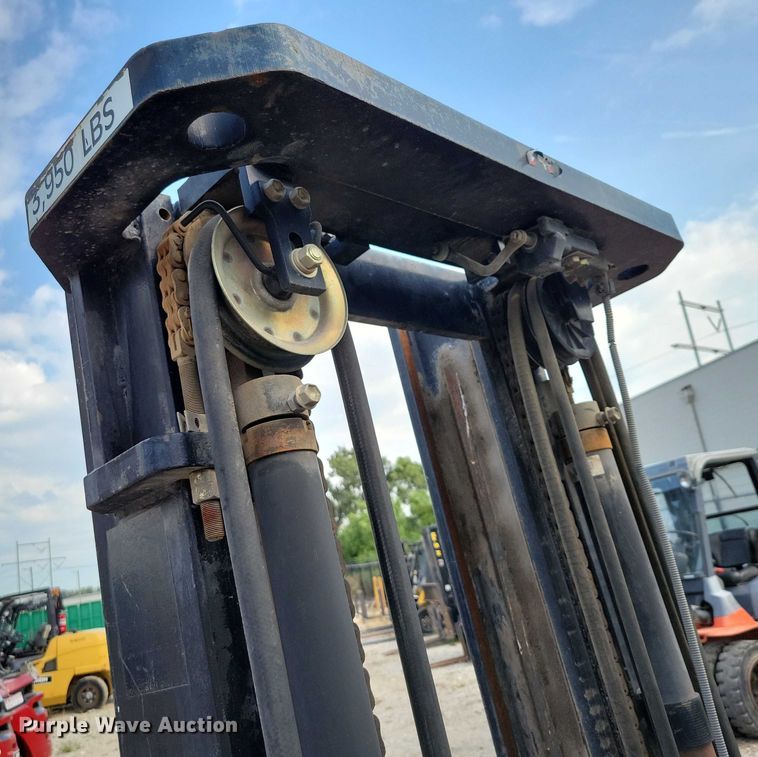 image for item DZ6504 Toyota 7FGU25 forklift