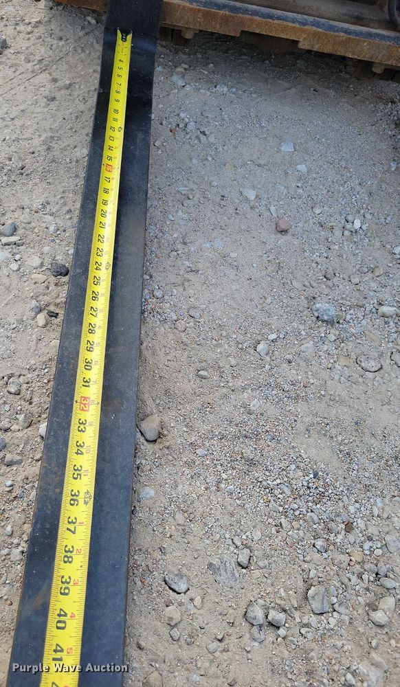 image for item DZ6504 Toyota 7FGU25 forklift