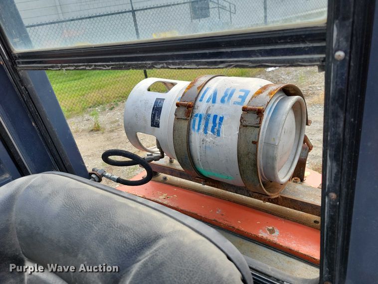 image for item DZ6504 Toyota 7FGU25 forklift