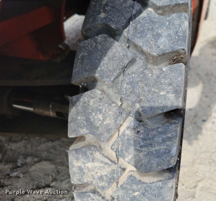 image for item DZ6504 Toyota 7FGU25 forklift