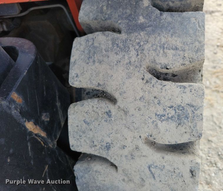 image for item DZ6504 Toyota 7FGU25 forklift