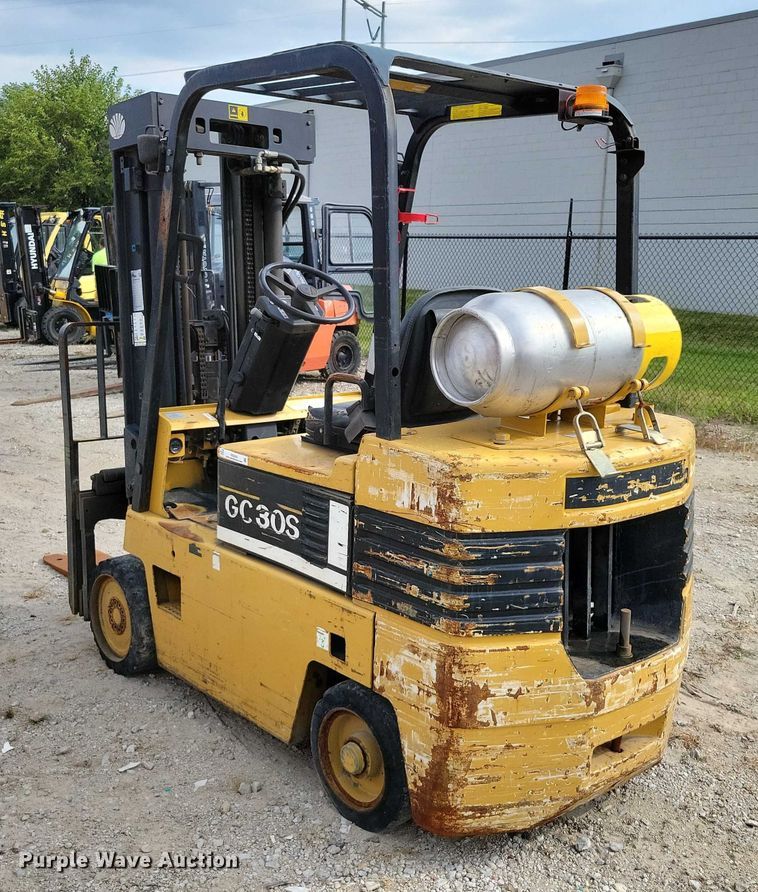 image for item DZ6505 Daewoo GC30S-2 forklift