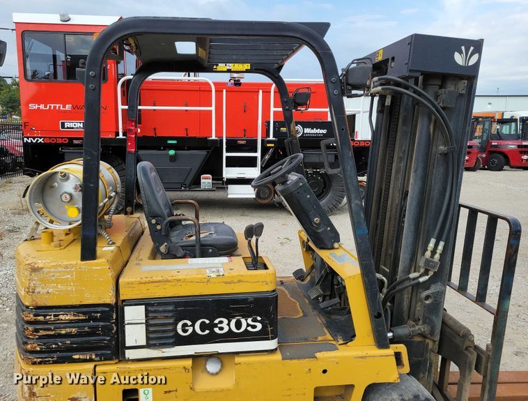 image for item DZ6505 Daewoo GC30S-2 forklift