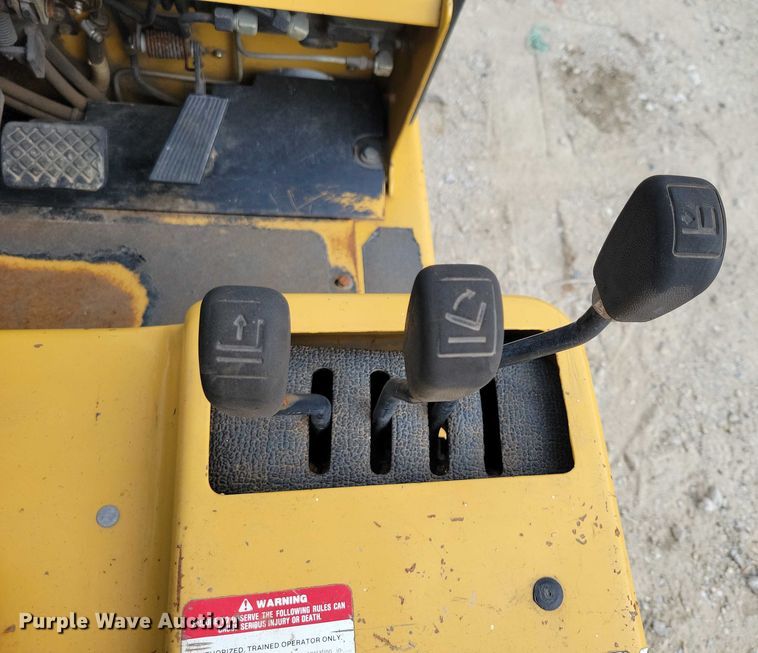 image for item DZ6505 Daewoo GC30S-2 forklift