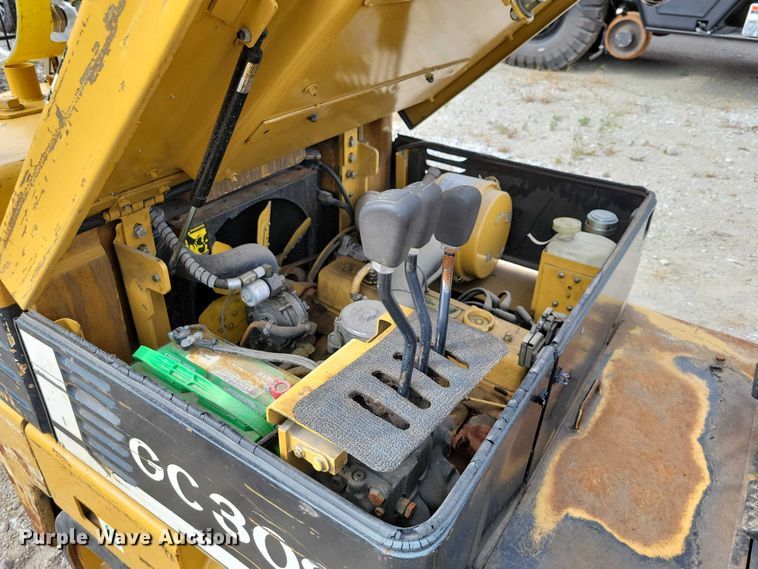 image for item DZ6505 Daewoo GC30S-2 forklift