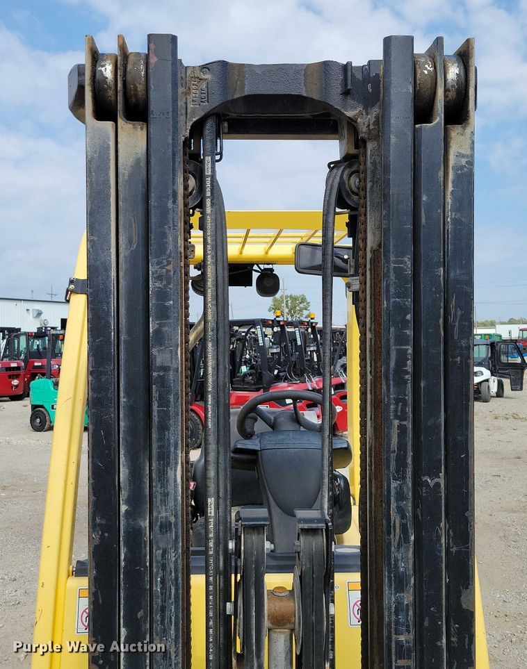 image for item DZ6506 Hyster H60FT forklift