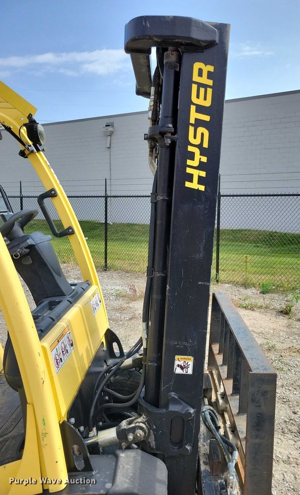 image for item DZ6506 Hyster H60FT forklift