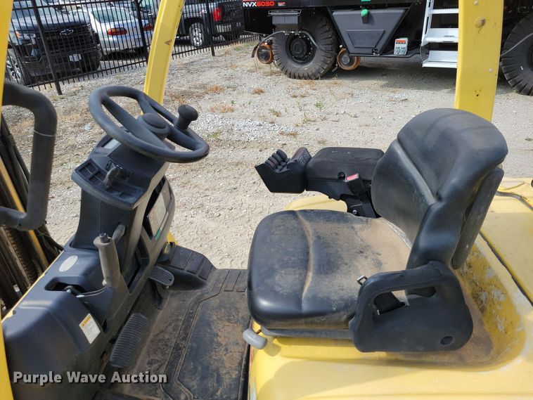 image for item DZ6506 Hyster H60FT forklift