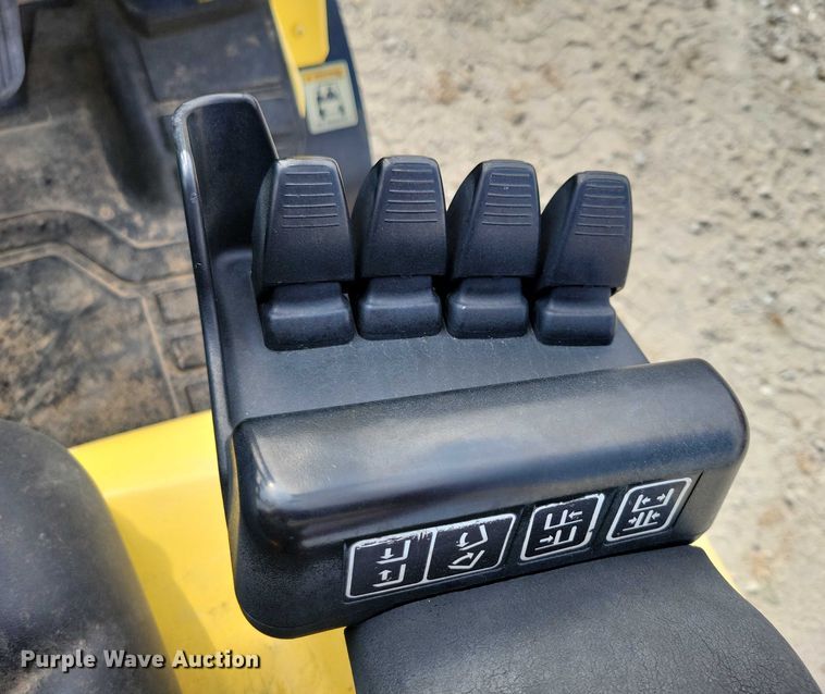 image for item DZ6506 Hyster H60FT forklift