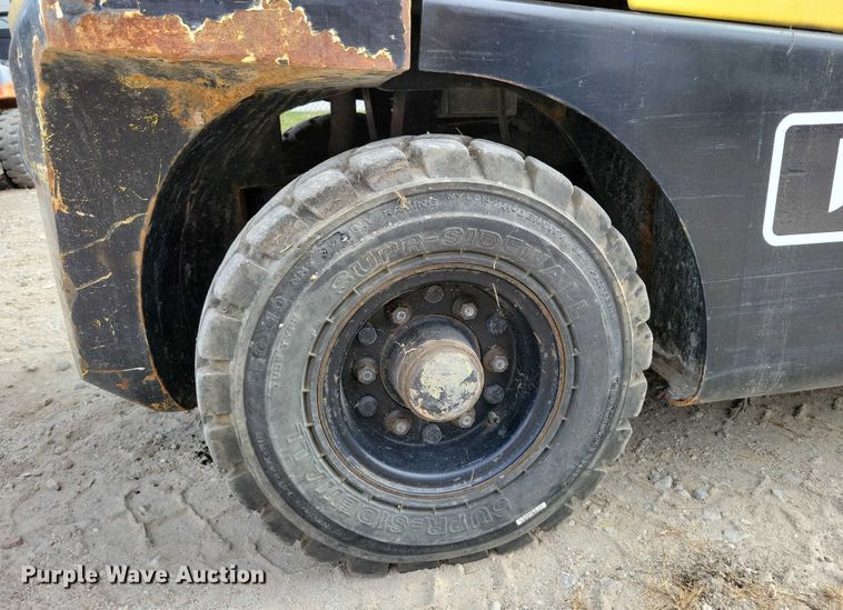 image for item DZ6506 Hyster H60FT forklift