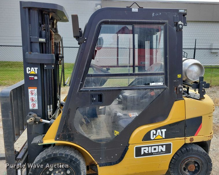 image for item DZ6507 Caterpillar GP25N forklift