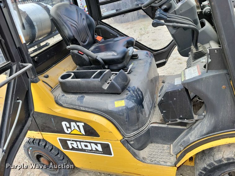 image for item DZ6507 Caterpillar GP25N forklift