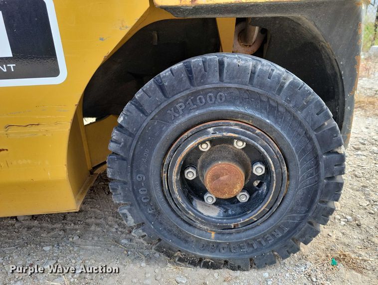 image for item DZ6507 Caterpillar GP25N forklift