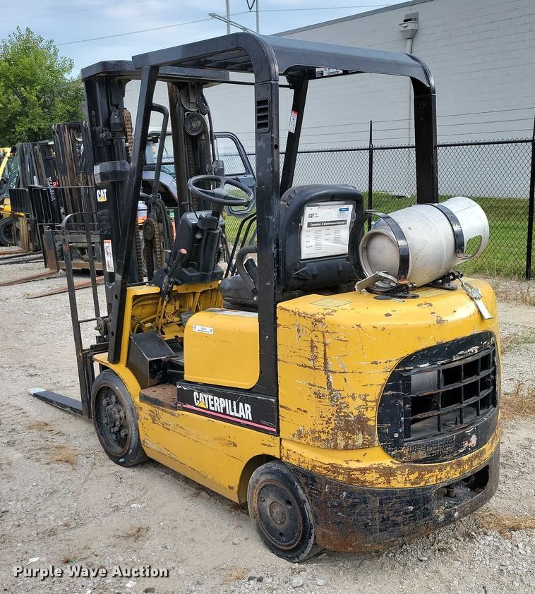 image for item DZ6508 Caterpillar GC25K forklift