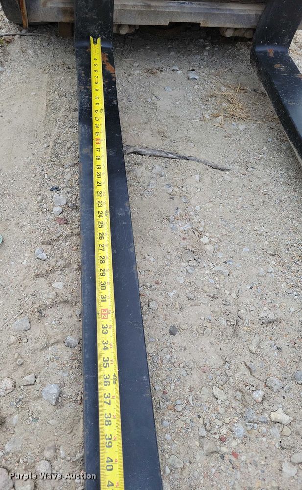 image for item DZ6508 Caterpillar GC25K forklift