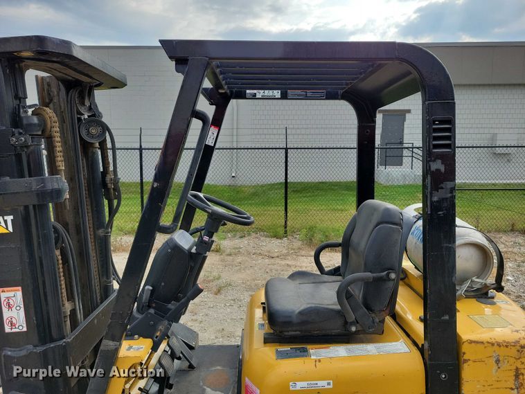 image for item DZ6508 Caterpillar GC25K forklift