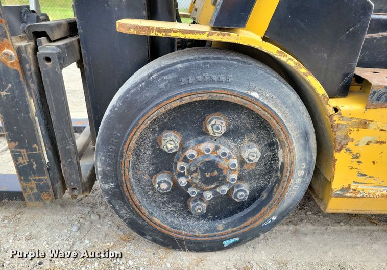 image for item DZ6508 Caterpillar GC25K forklift