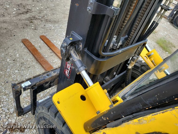 image for item DZ6509 Hyundai 25L-7A forklift