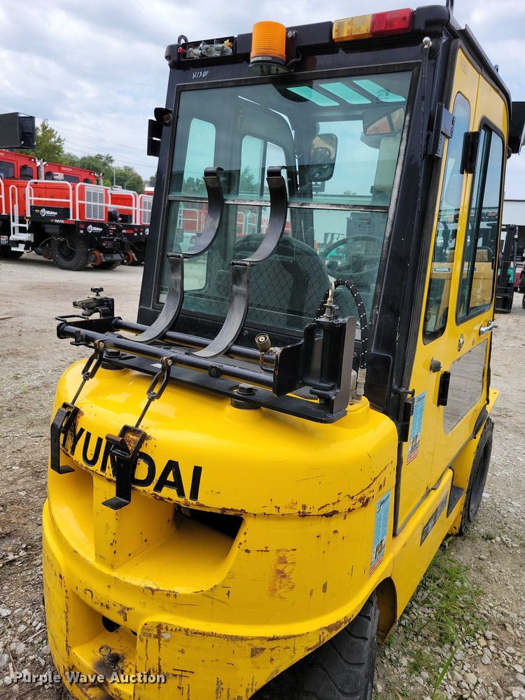 image for item DZ6509 Hyundai 25L-7A forklift
