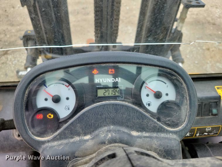 image for item DZ6509 Hyundai 25L-7A forklift