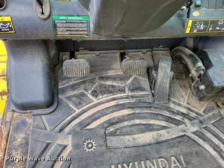 image for item DZ6509 Hyundai 25L-7A forklift