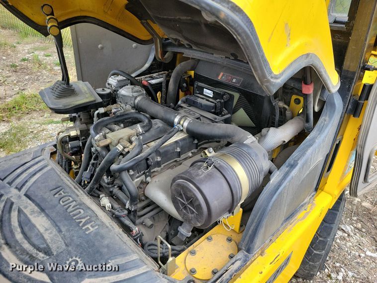 image for item DZ6509 Hyundai 25L-7A forklift