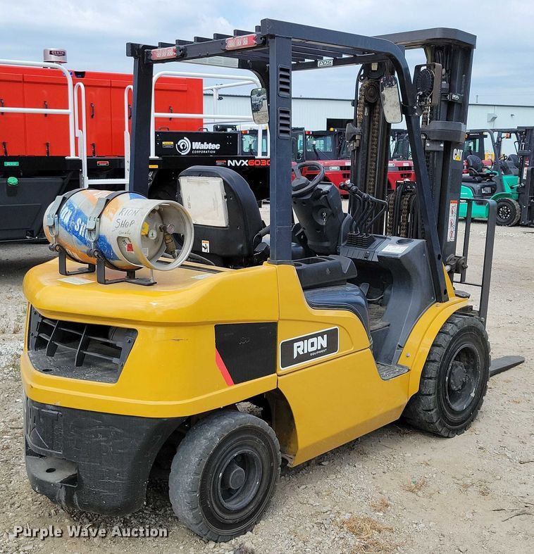 image for item DZ6510 Caterpillar GP35N forklift