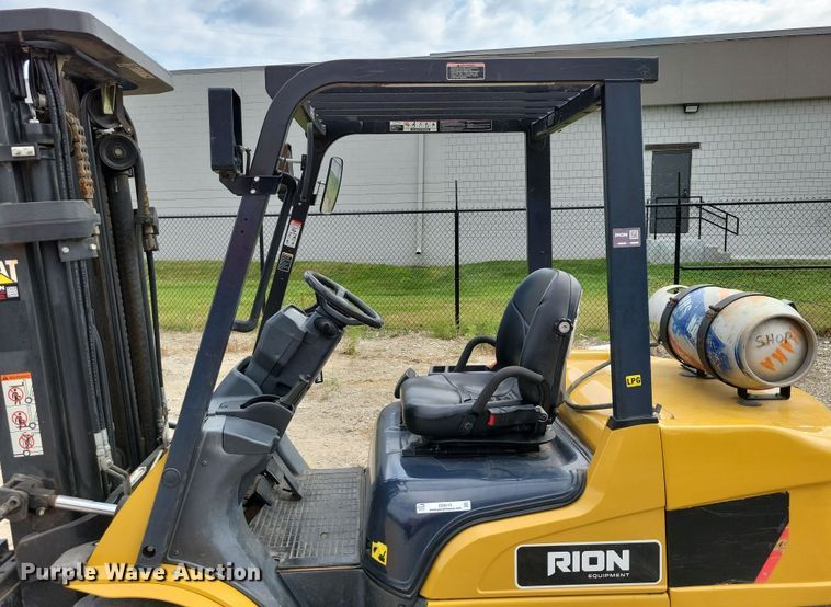 image for item DZ6510 Caterpillar GP35N forklift